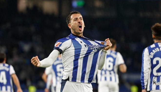 包含瑞典翻盘曼城,阿尔瓦雷斯完成帽子戏法的词条 包含瑞典翻盘曼城,阿尔瓦雷斯完成帽子戏法的词条