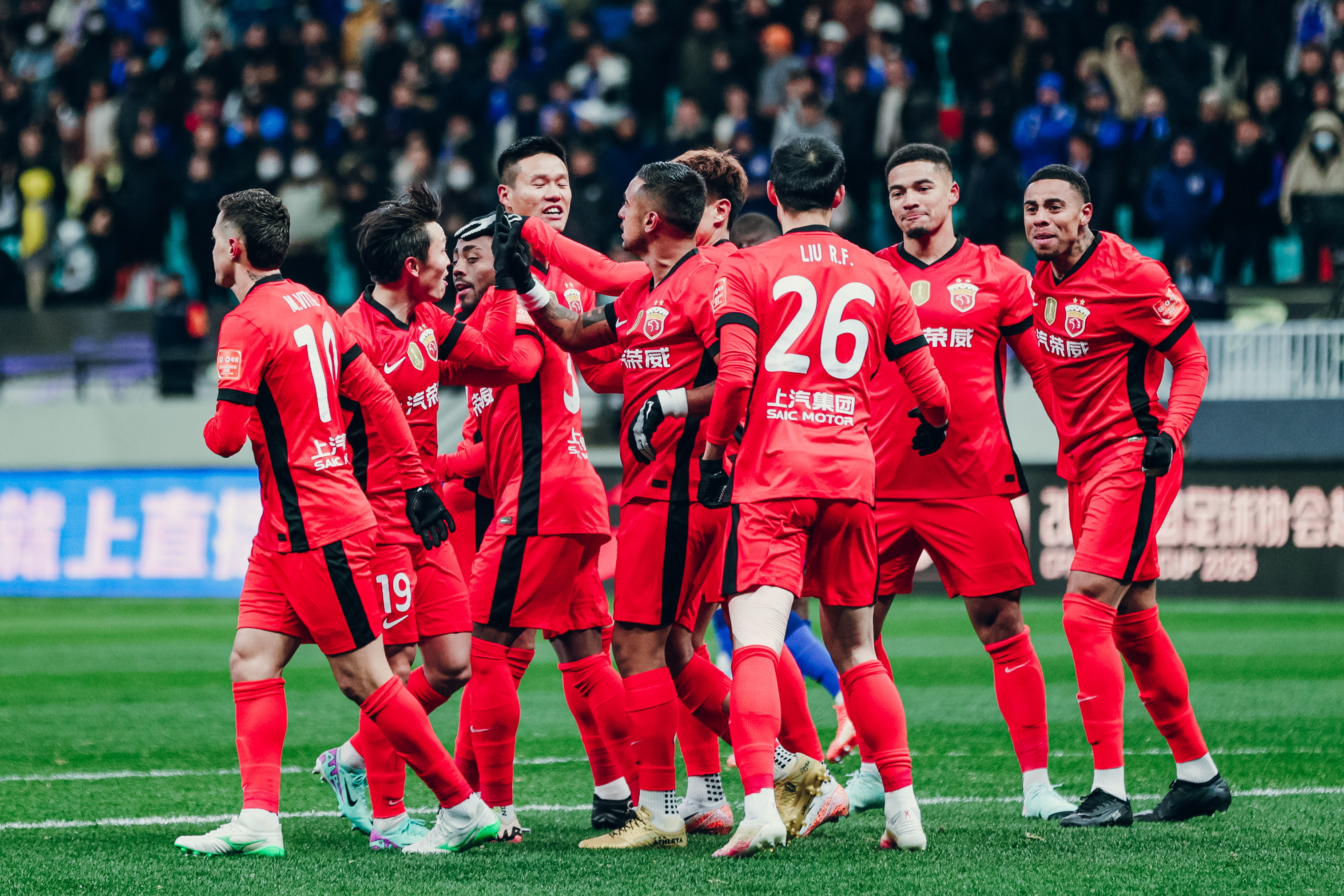 亚眠客场击败尼斯，取得比赛胜利的简单介绍