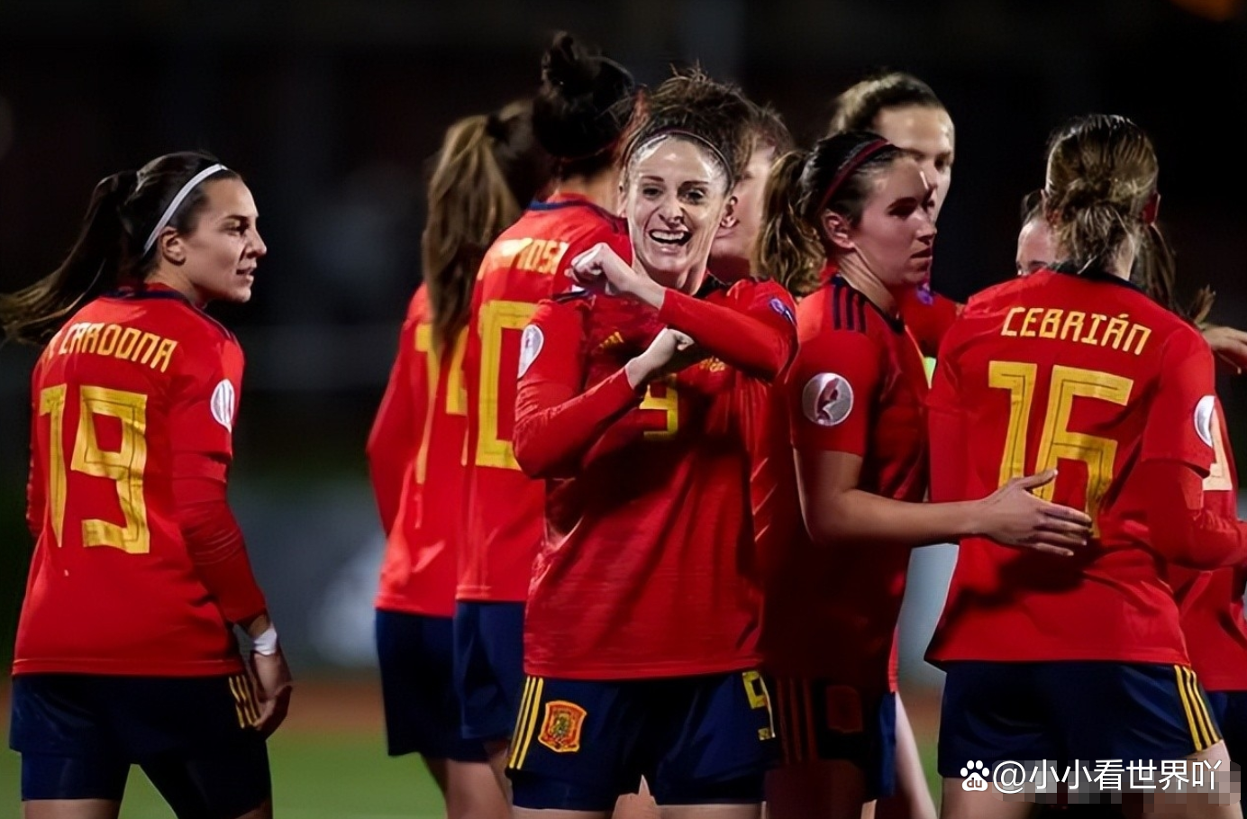 包含纷争持续:女足比赛中引发争议的词条 包含纷争持续:女足比赛中引发争议的词条