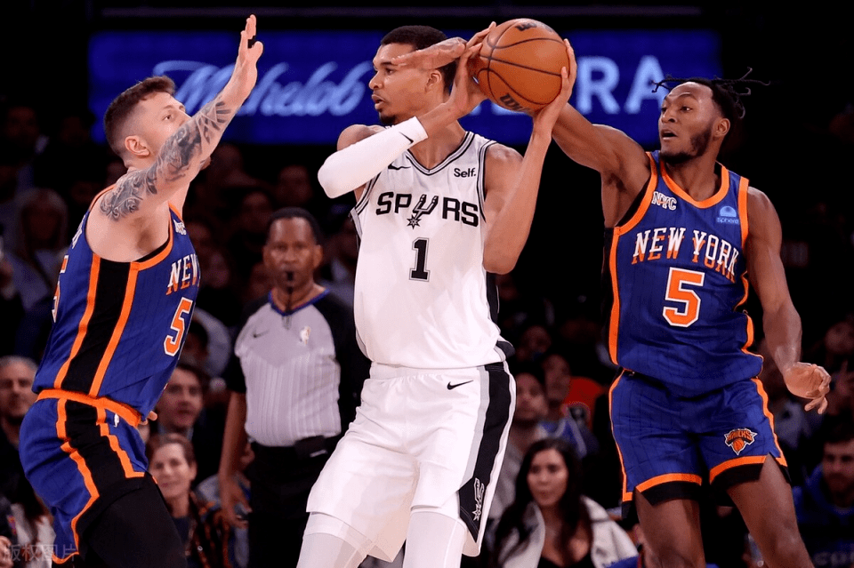 包含雄鹿队双少发威,轻取对手晋级下一轮的词条 包含雄鹿队双少发威,轻取对手晋级下一轮的词条