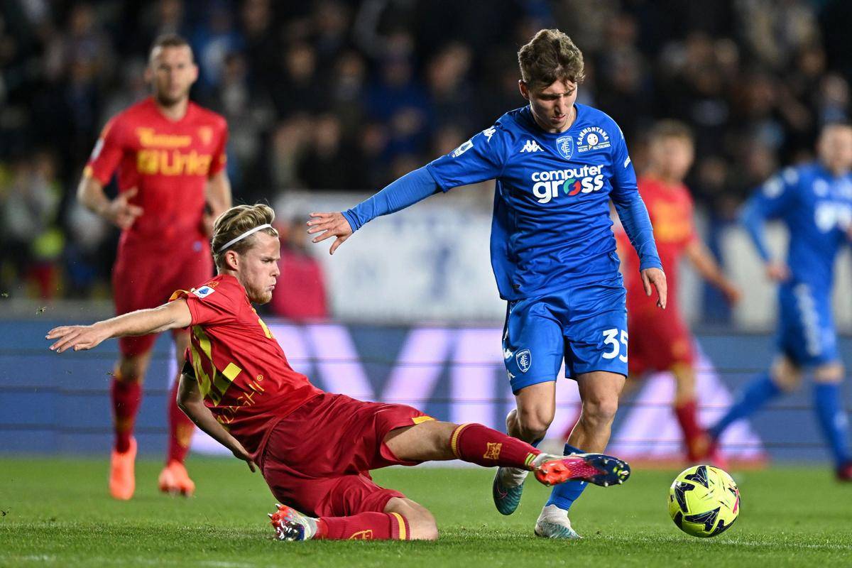 卡利亚里客场击败莱切，豪取客场三分的简单介绍