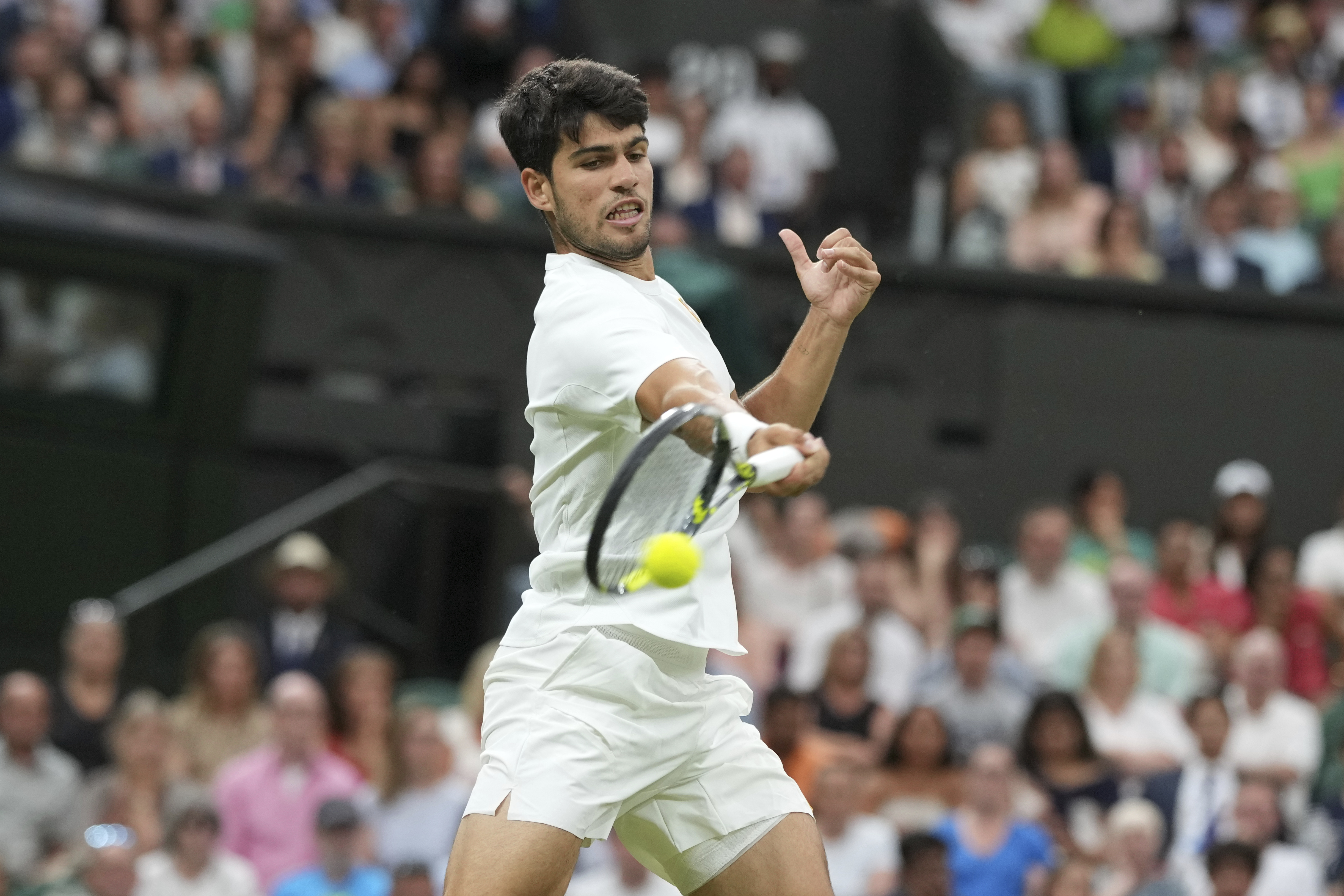 包含温网翻盘拉沃尔杯,阿尔卡拉斯惊艳四座的词条 包含温网翻盘拉沃尔杯,阿尔卡拉斯惊艳四座的词条