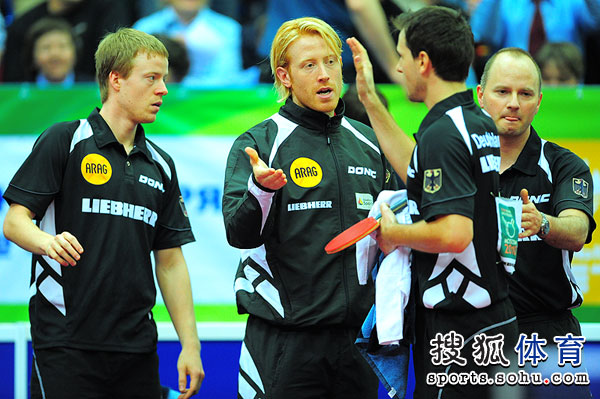 德国队逆转波兰队，波尔带队取胜