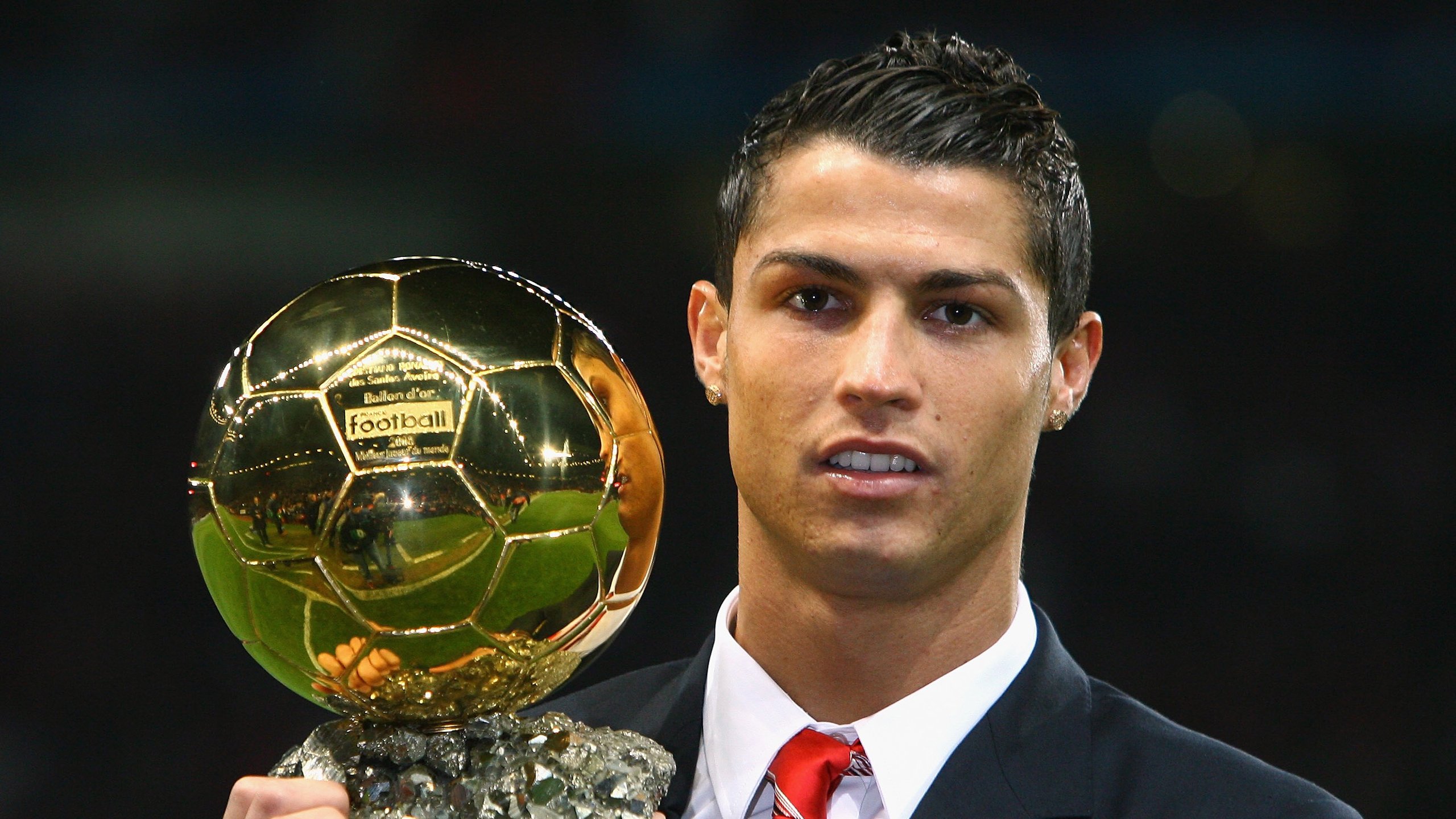 教科书般的表现，伊萨克如何引领里昂击败雷恩